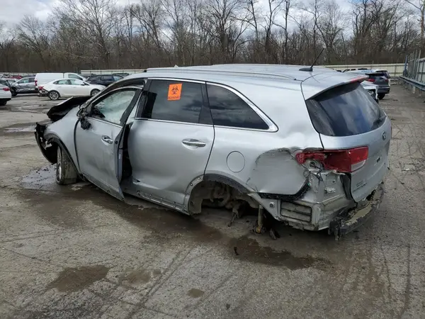 5XYPGDA55JG403530 2018 KIA SORENTO - Image 2