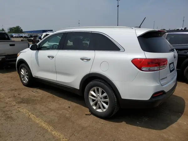 5XYPGDA55JG414253 2018 KIA SORENTO - Image 2
