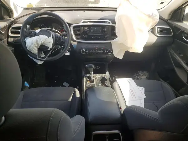 5XYPGDA55JG418061 2018 KIA SORENTO - Image 8