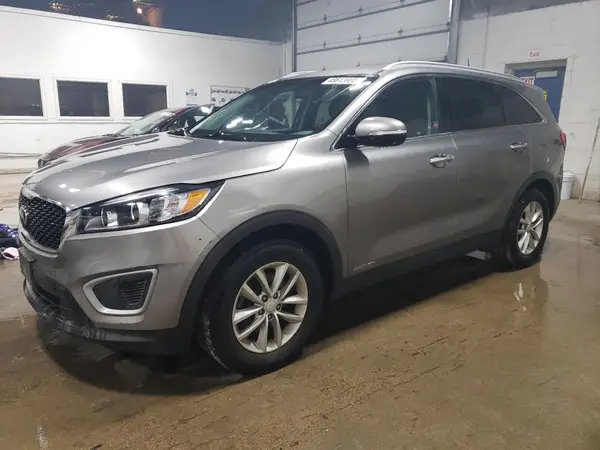 5XYPGDA55JG424216 2018 KIA SORENTO - Image 1