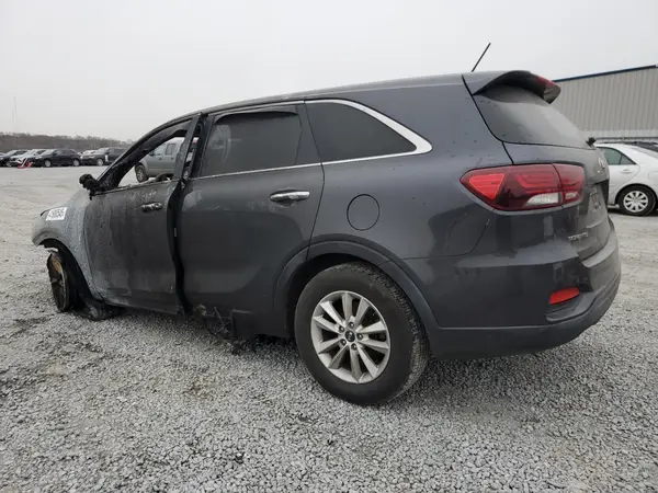 5XYPGDA55KG440594 2019 KIA SORENTO - Image 2