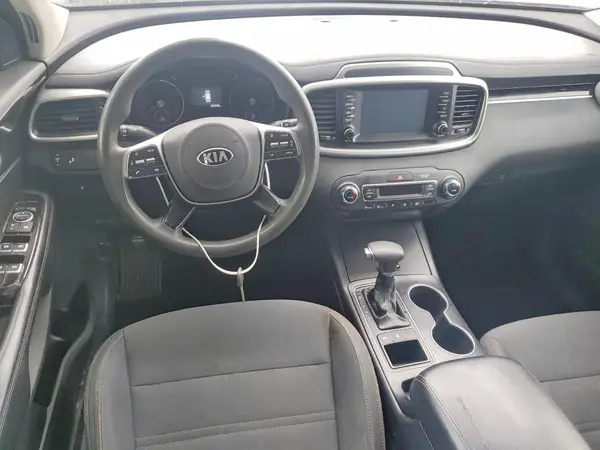 5XYPGDA55KG442572 2019 KIA SORENTO - Image 8