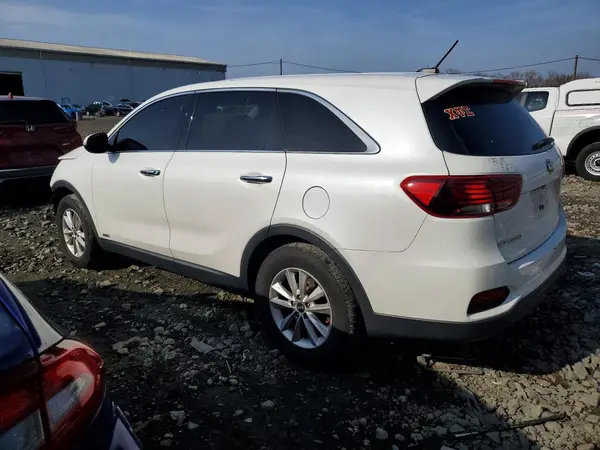 5XYPGDA55KG444516 2019 KIA SORENTO - Image 2