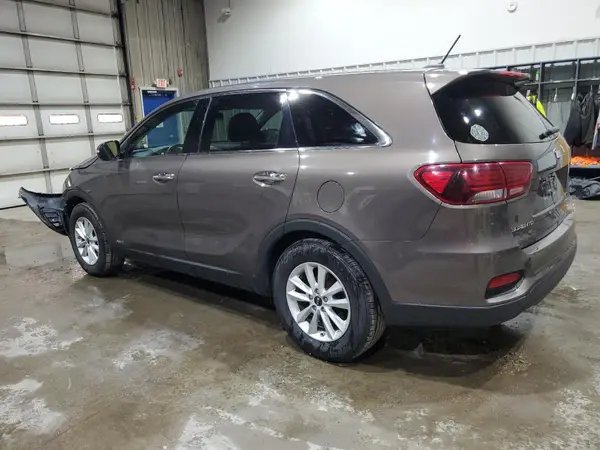 5XYPGDA55KG445911 2019 KIA SORENTO - Image 2