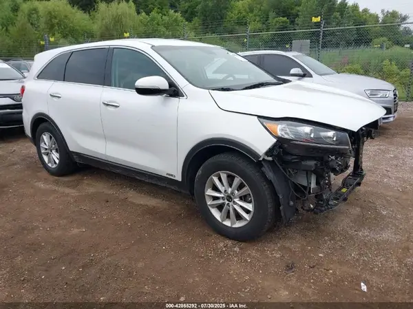5XYPGDA55KG464930 2019 KIA SORENTO - Image 1