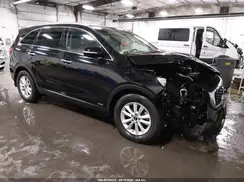 5XYPGDA55KG478472 2019 KIA SORENTO