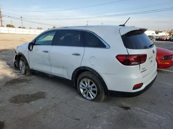 5XYPGDA55KG479895 2019 KIA SORENTO - Image 2