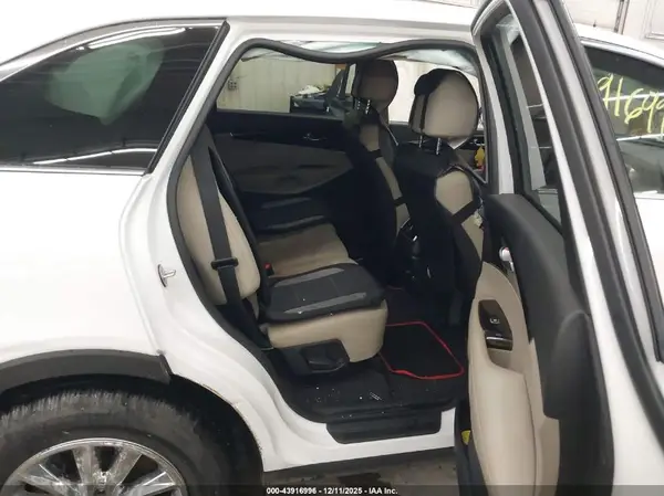 5XYPGDA55KG483123 2019 KIA SORENTO - Image 8