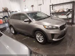 5XYPGDA55KG483686 2019 KIA SORENTO