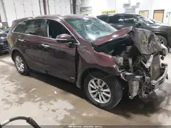 5XYPGDA55KG484725 2019 KIA SORENTO