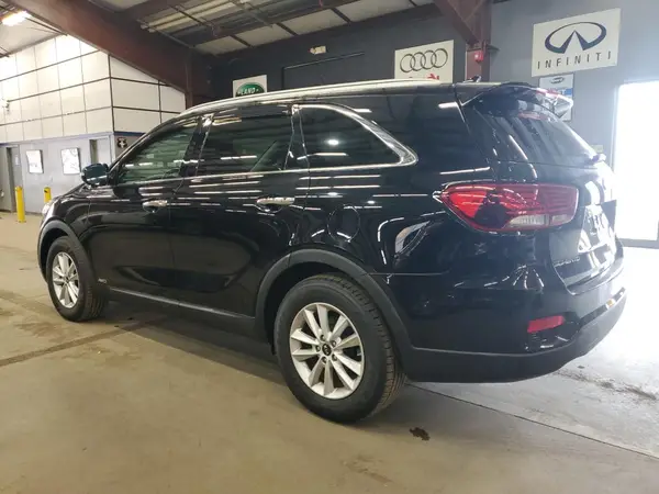 5XYPGDA55KG494865 2019 KIA SORENTO - Image 2