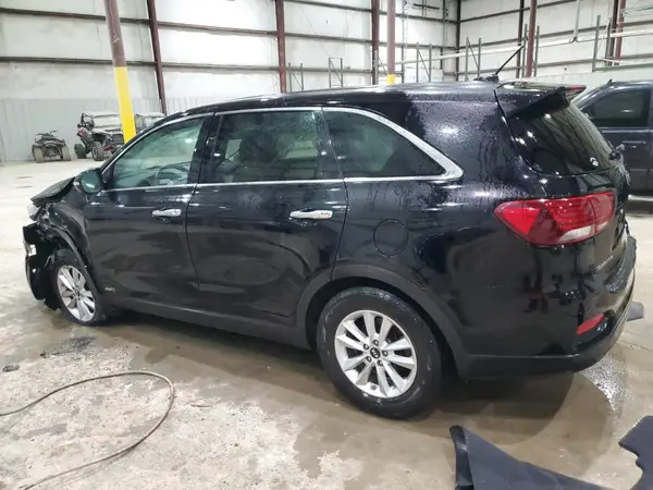 5XYPGDA55KG523958 2019 KIA SORENTO - Image 2