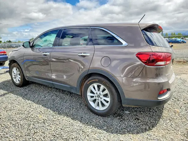 5XYPGDA55KG567880 2019 KIA SORENTO - Image 2