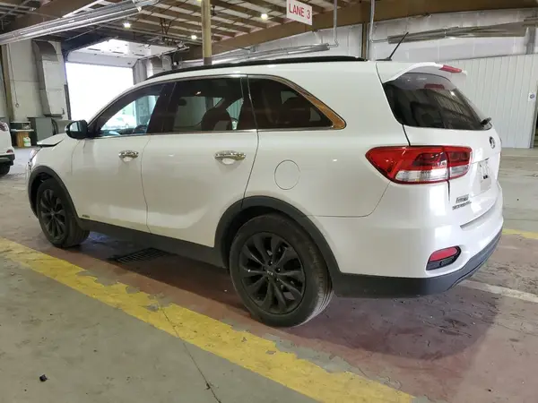 5XYPGDA55KG582444 2019 KIA SORENTO - Image 2