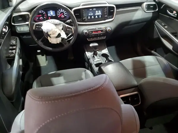5XYPGDA55KG582444 2019 KIA SORENTO - Image 8