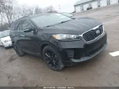 5XYPGDA55KG583996 2019 KIA SORENTO