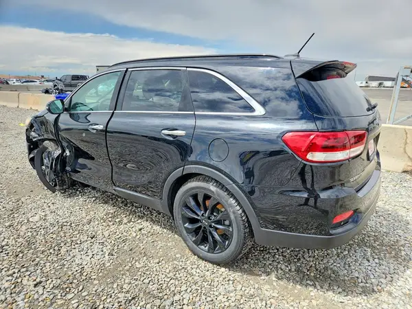 5XYPGDA55KG586929 2019 KIA SORENTO - Image 2