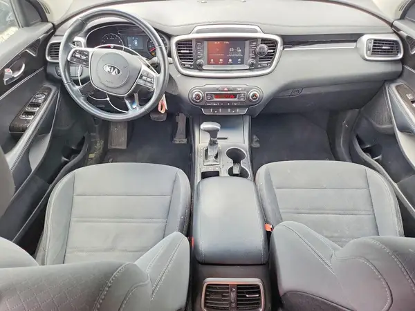 5XYPGDA55KG586929 2019 KIA SORENTO - Image 8