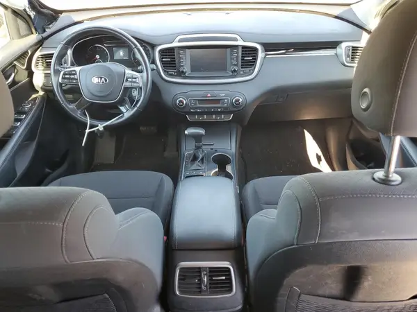 5XYPGDA55KG608685 2019 KIA SORENTO - Image 8