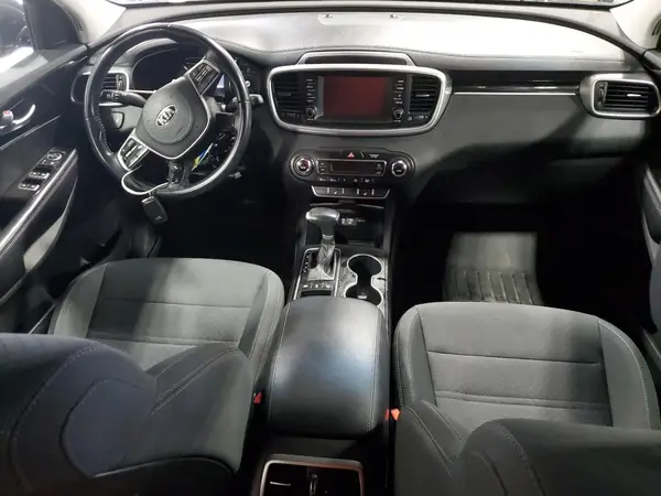 5XYPGDA55KG609027 2019 KIA SORENTO - Image 8