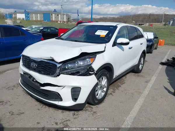 5XYPGDA55LG613631 2020 KIA SORENTO - Image 2