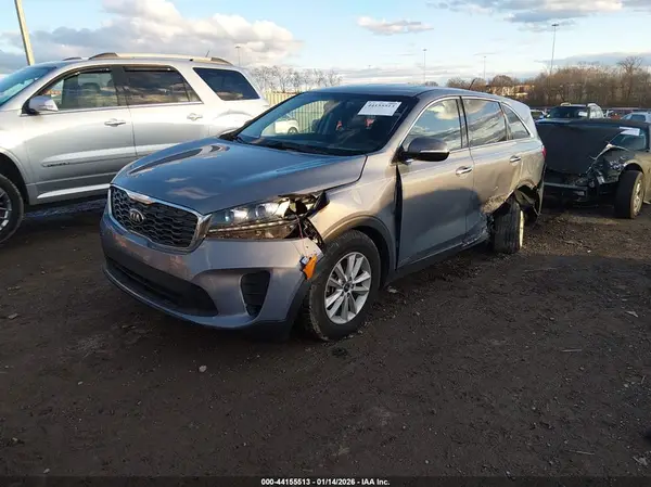 5XYPGDA55LG617520 2020 KIA SORENTO - Image 2