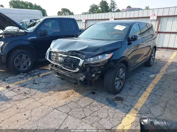 5XYPGDA55LG664353 2020 KIA SORENTO - Image 2