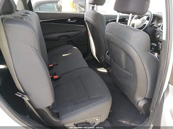 5XYPGDA55LG679838 2020 KIA SORENTO - Image 8