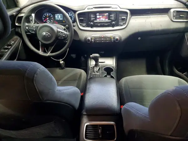 5XYPGDA56GG043869 2016 KIA SORENTO - Image 8