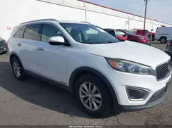 5XYPGDA56GG060879 2016 KIA SORENTO