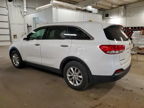 5XYPGDA56GG068397 2016 KIA SORENTO - Image 2
