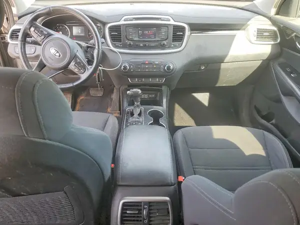 5XYPGDA56GG084289 2016 KIA SORENTO - Image 8
