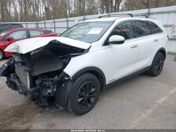 5XYPGDA56GG094546 2016 KIA SORENTO - Image 2