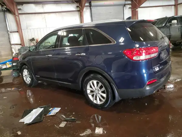 5XYPGDA56GG112964 2016 KIA SORENTO - Image 2