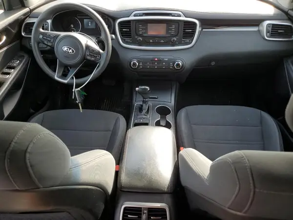 5XYPGDA56GG132146 2016 KIA SORENTO - Image 8