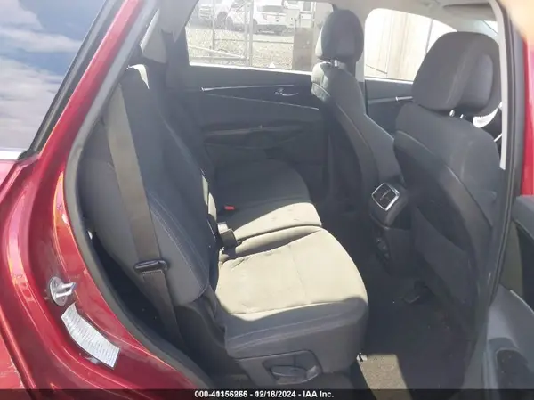 5XYPGDA56GG134284 2016 KIA SORENTO - Image 8
