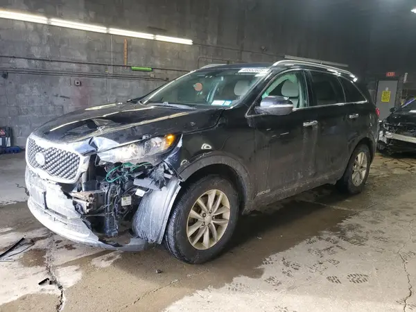 5XYPGDA56GG141302 2016 KIA SORENTO - Image 1