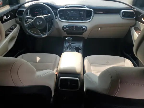 5XYPGDA56GG160917 2016 KIA SORENTO - Image 8
