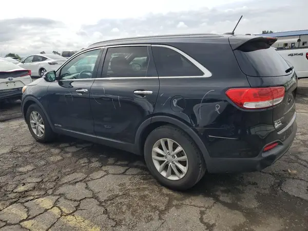 5XYPGDA56GG174641 2016 KIA SORENTO - Image 2