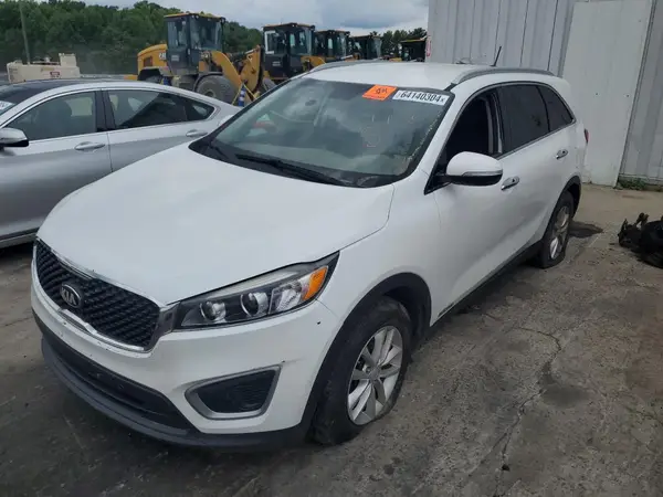 5XYPGDA56GG175532 2016 KIA SORENTO - Image 1