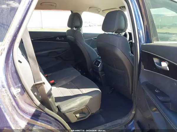 5XYPGDA56GG175806 2016 KIA SORENTO - Image 8