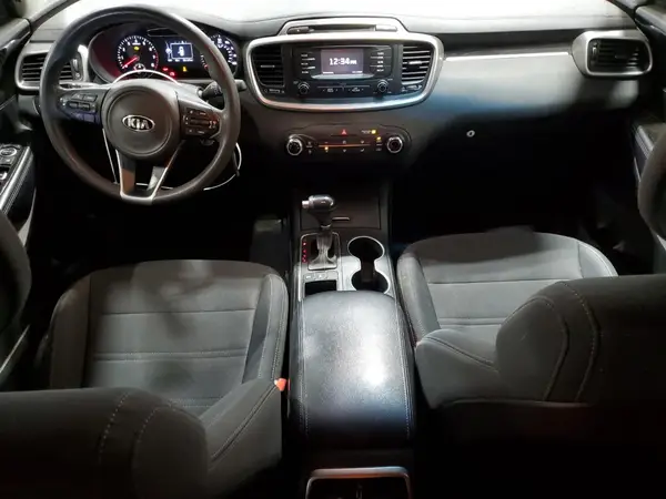 5XYPGDA56GG178575 2016 KIA SORENTO - Image 8