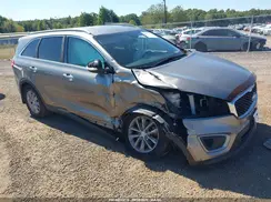 5XYPGDA56GG178589 2016 KIA SORENTO