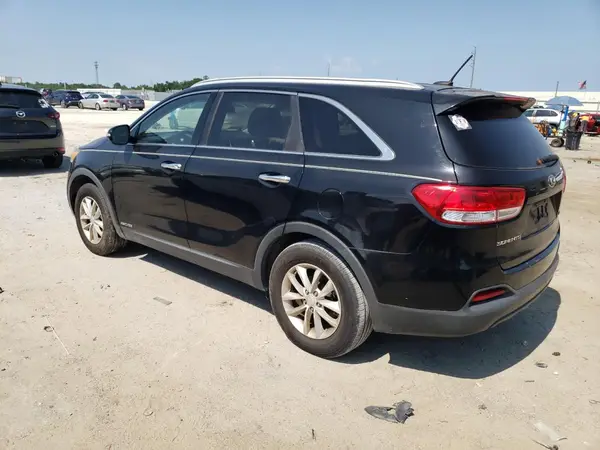 5XYPGDA56GG179628 2016 KIA SORENTO - Image 2