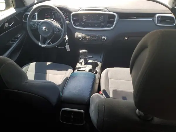 5XYPGDA56HG187472 2017 KIA SORENTO - Image 8