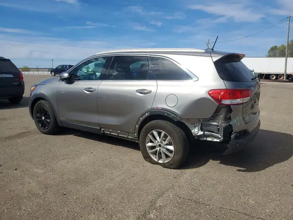 5XYPGDA56HG189058 2017 KIA SORENTO - Image 2
