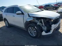 5XYPGDA56HG191084 2017 KIA SORENTO