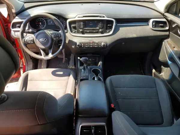 5XYPGDA56HG210569 2017 KIA SORENTO - Image 8