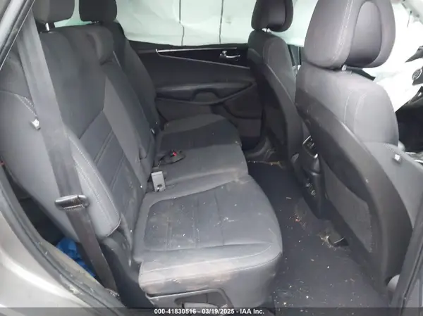 5XYPGDA56HG212550 2017 KIA SORENTO - Image 8
