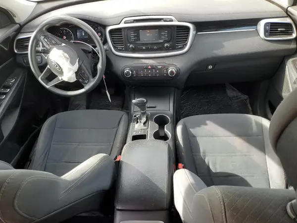 5XYPGDA56HG220115 2017 KIA SORENTO - Image 8